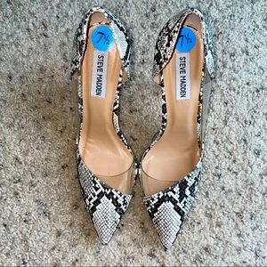 Steve Madden Pump